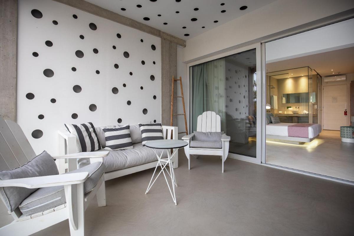 Kouros Exclusive Suites - Adults Only