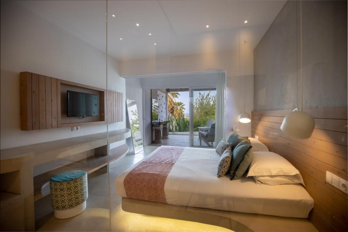 Kouros Exclusive Suites - Adults Only