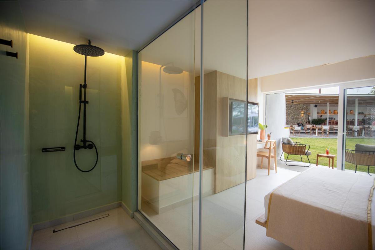 Kouros Exclusive Suites - Adults Only