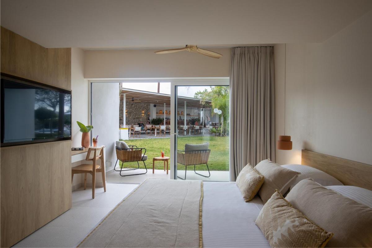 Kouros Exclusive Suites - Adults Only