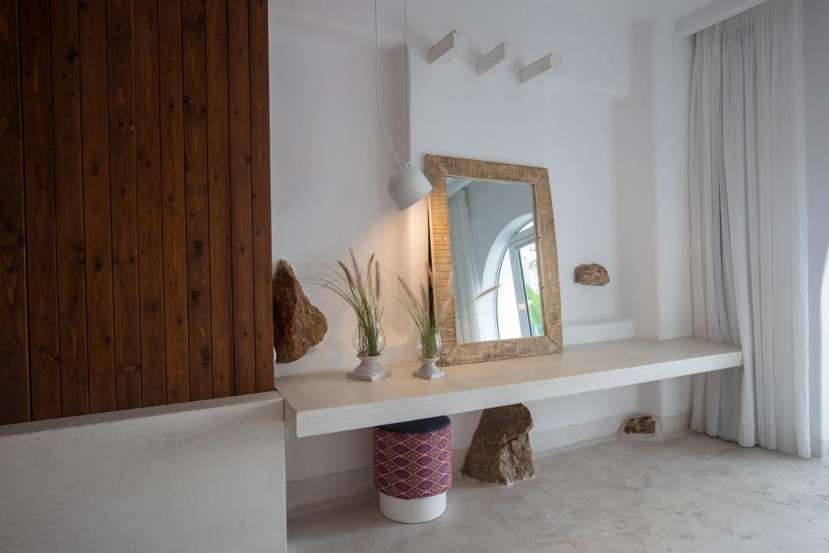 Kouros Exclusive Suites - Adults Only