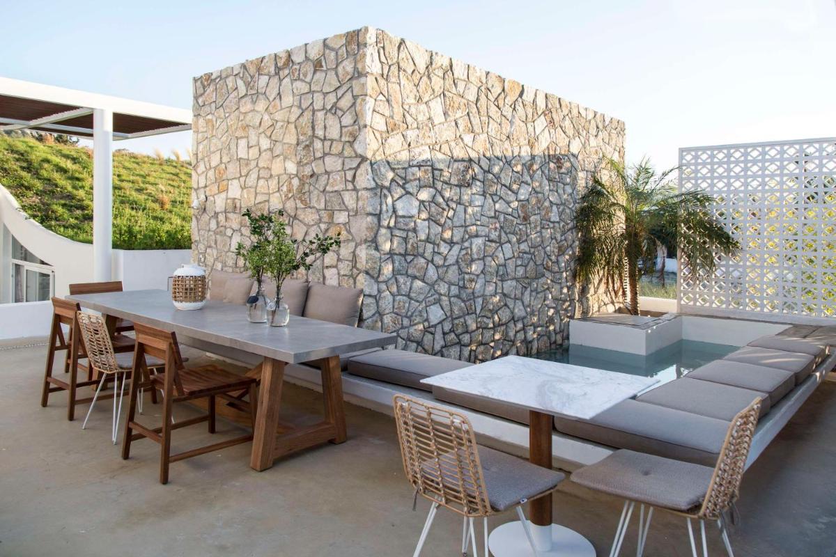 Kouros Exclusive Suites - Adults Only