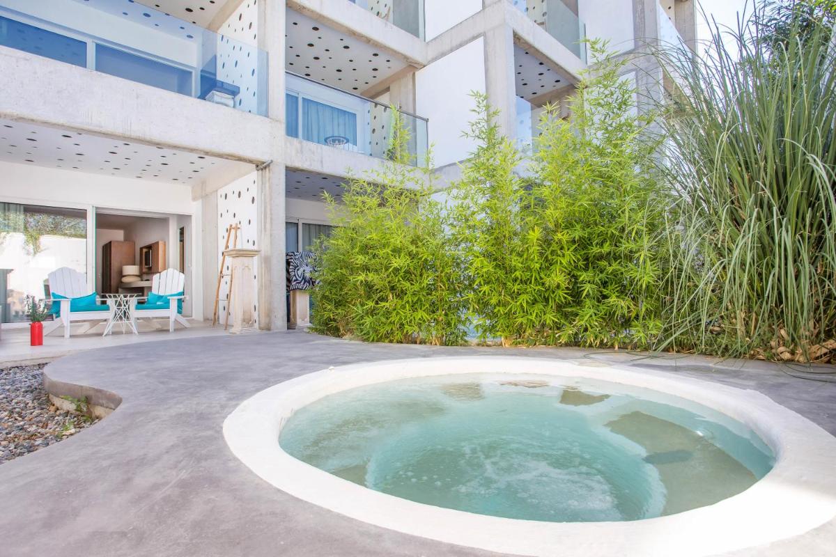 Kouros Exclusive Suites - Adults Only
