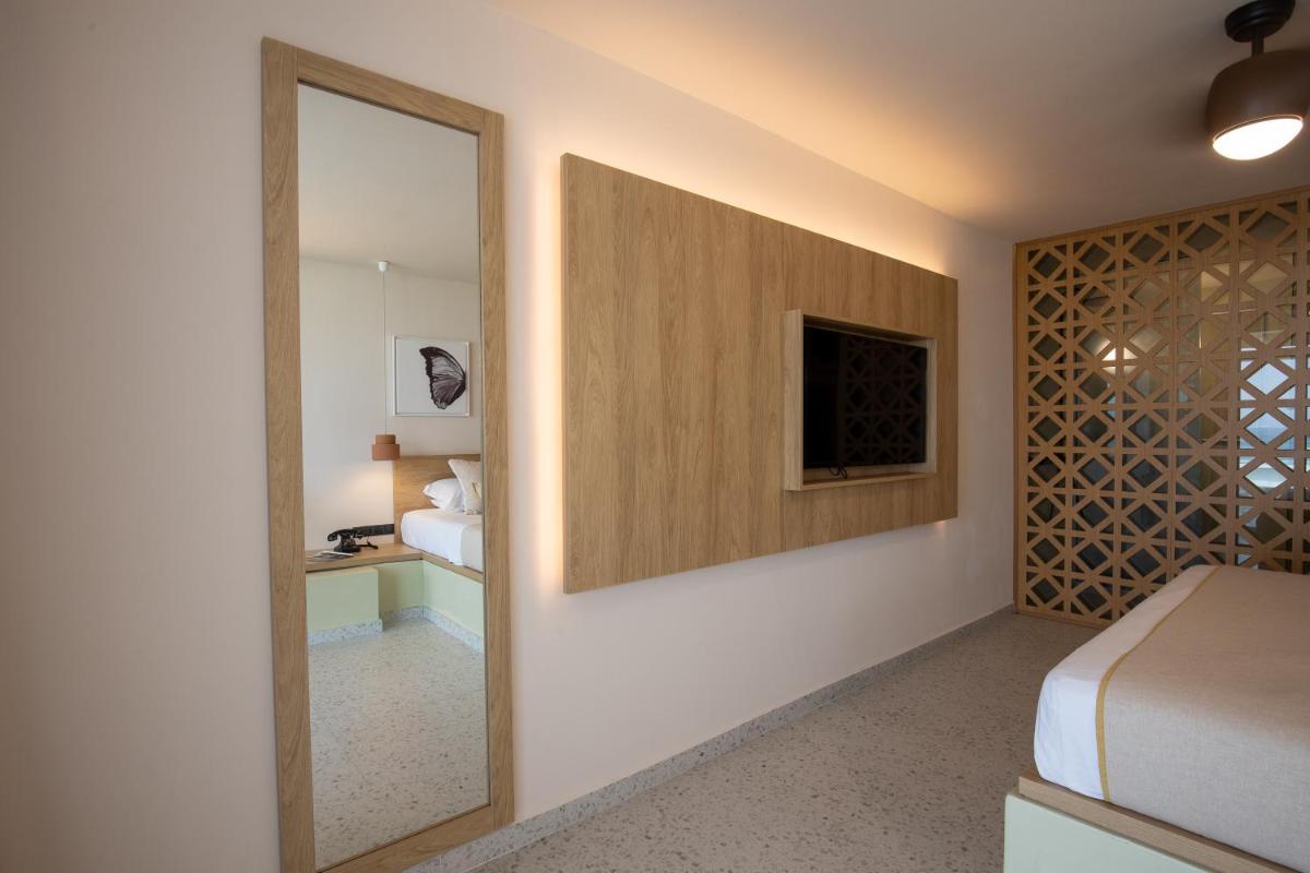 Kouros Exclusive Suites - Adults Only