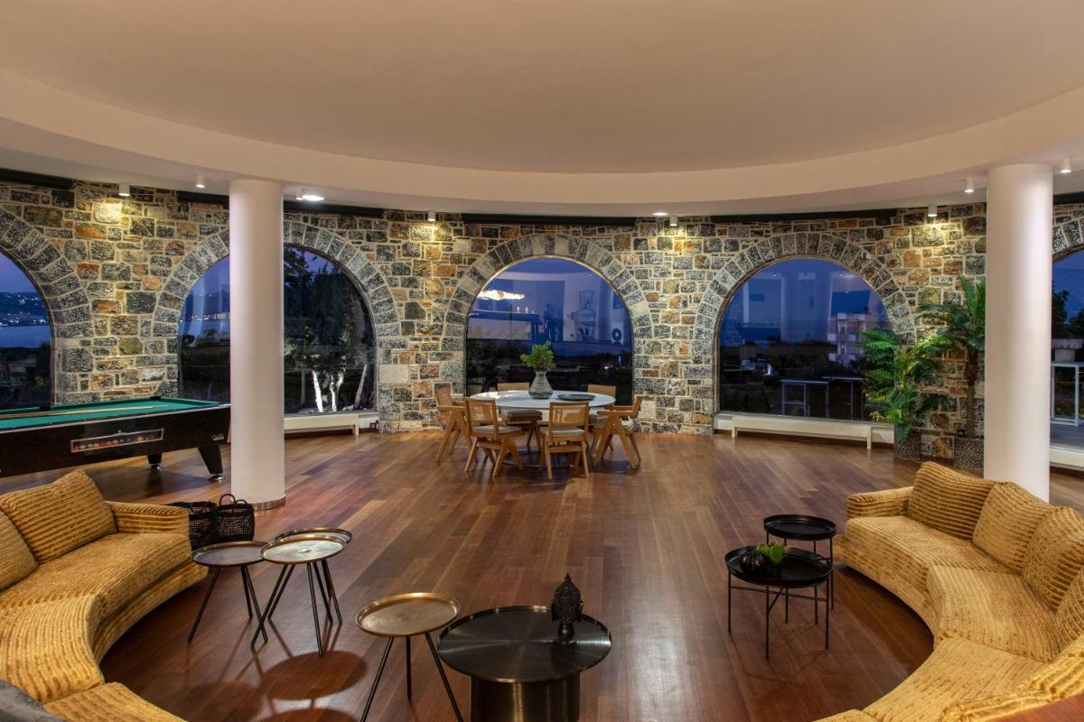 Kouros Exclusive Suites - Adults Only