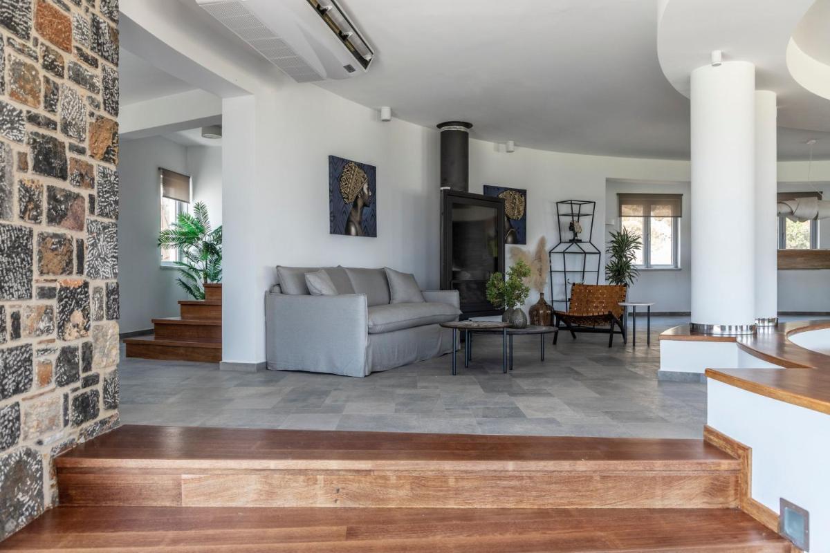 Kouros Exclusive Suites - Adults Only
