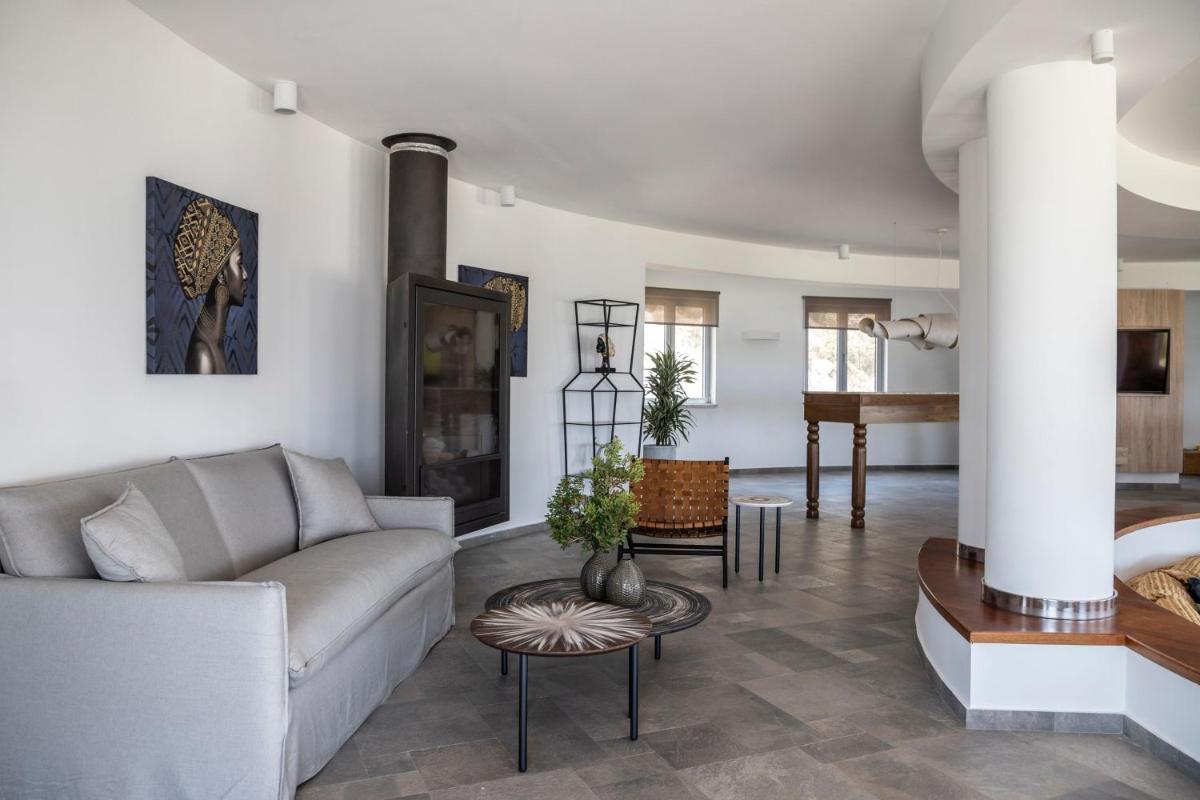 Kouros Exclusive Suites - Adults Only