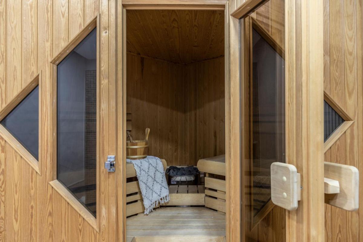 Kouros Exclusive Suites - Adults Only