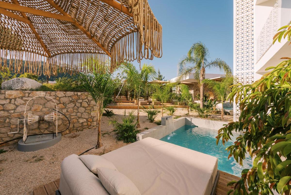 Kouros Exclusive Suites - Adults Only