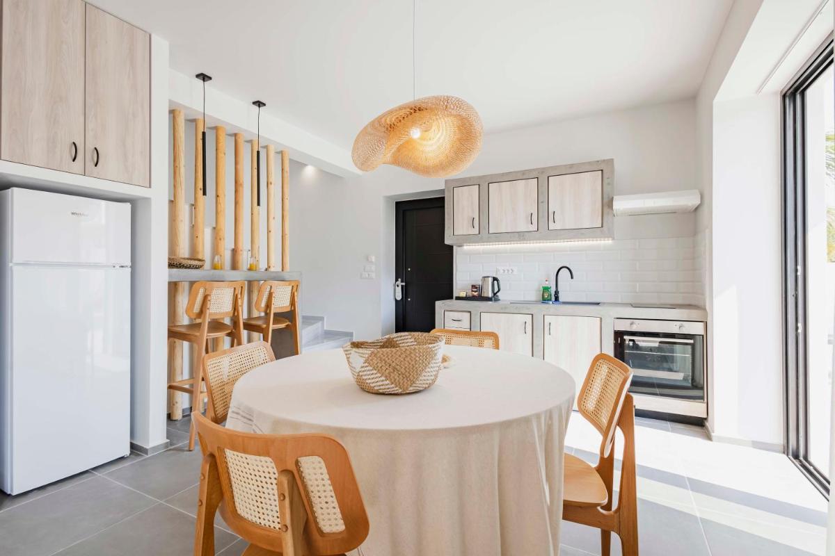 Kouros Exclusive Suites - Adults Only