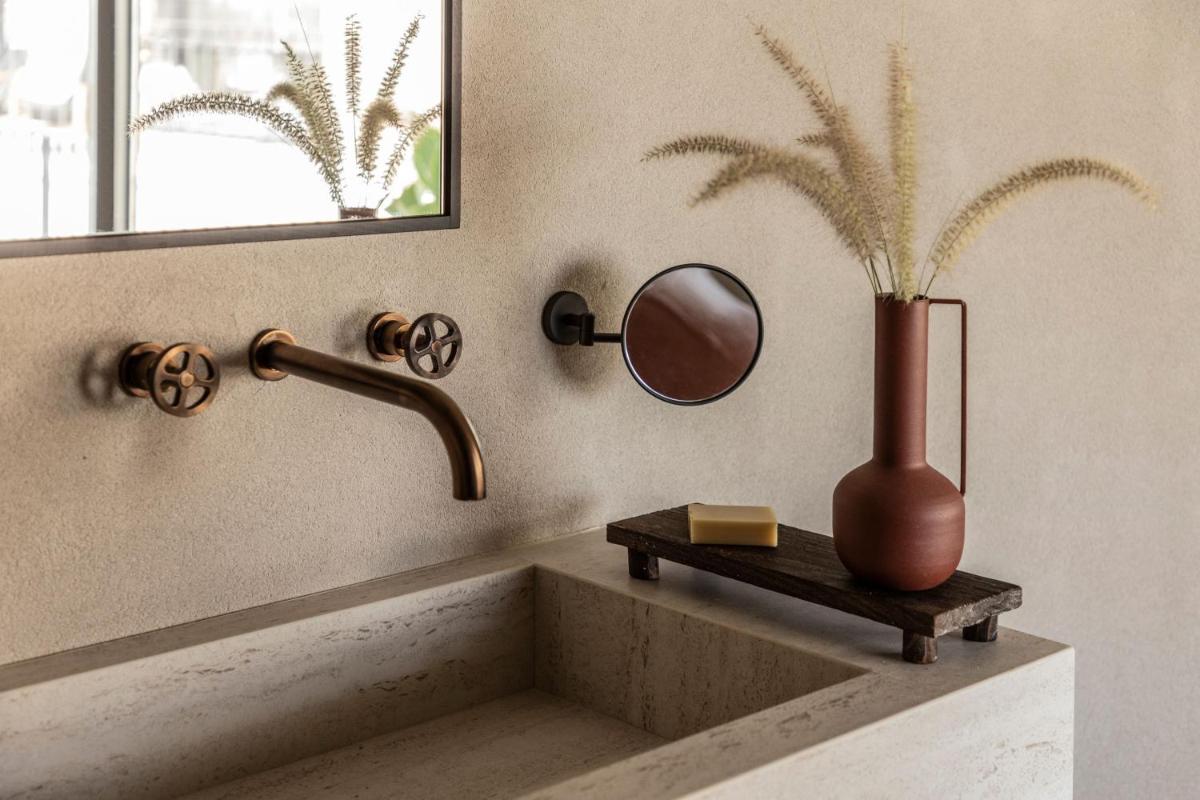 Kouros Exclusive Suites - Adults Only