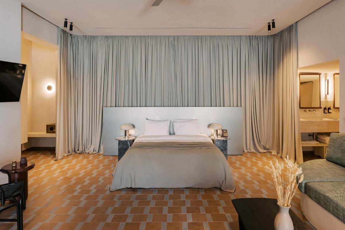 Kouros Exclusive Suites - Adults Only
