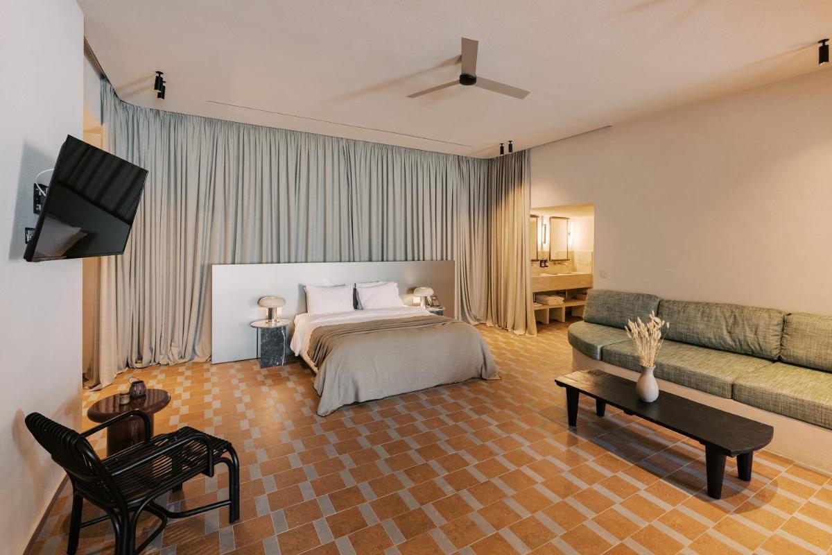 Kouros Exclusive Suites - Adults Only