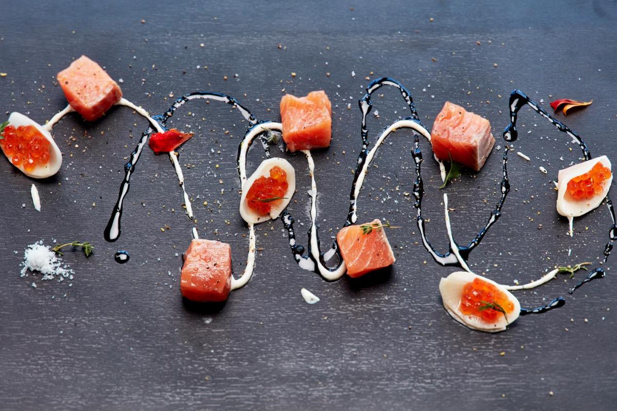 Kouros Hotel & Suites