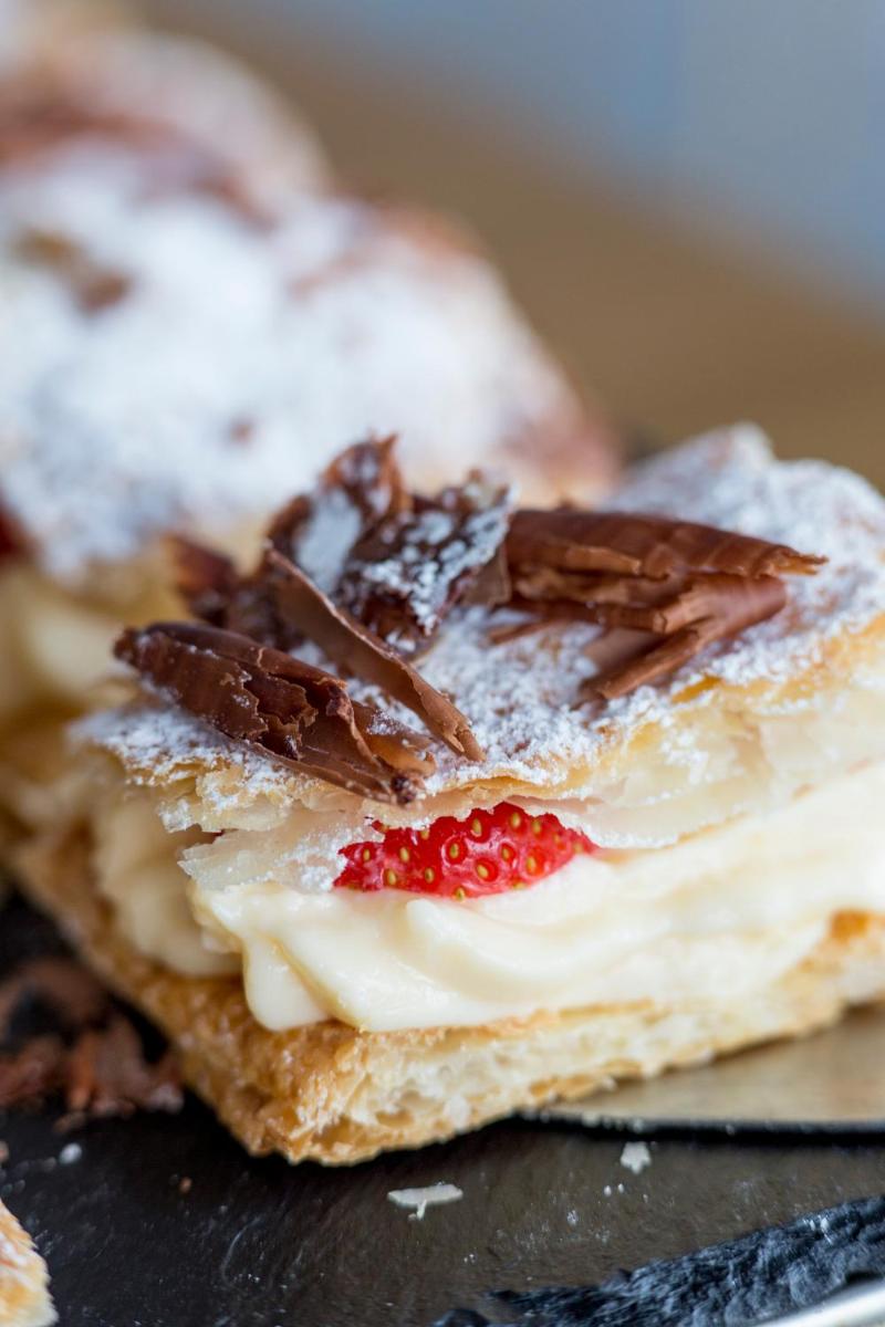 Kouros Hotel & Suites