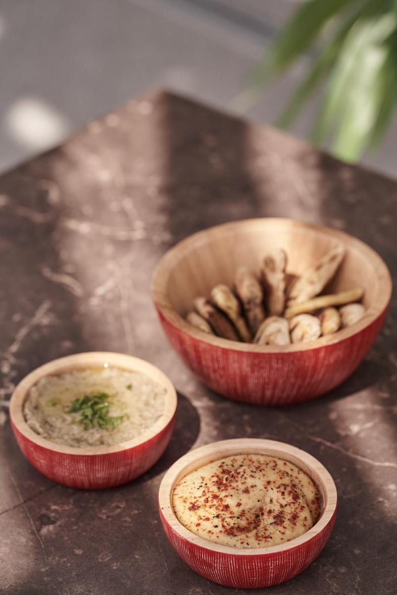 Kouros Hotel & Suites