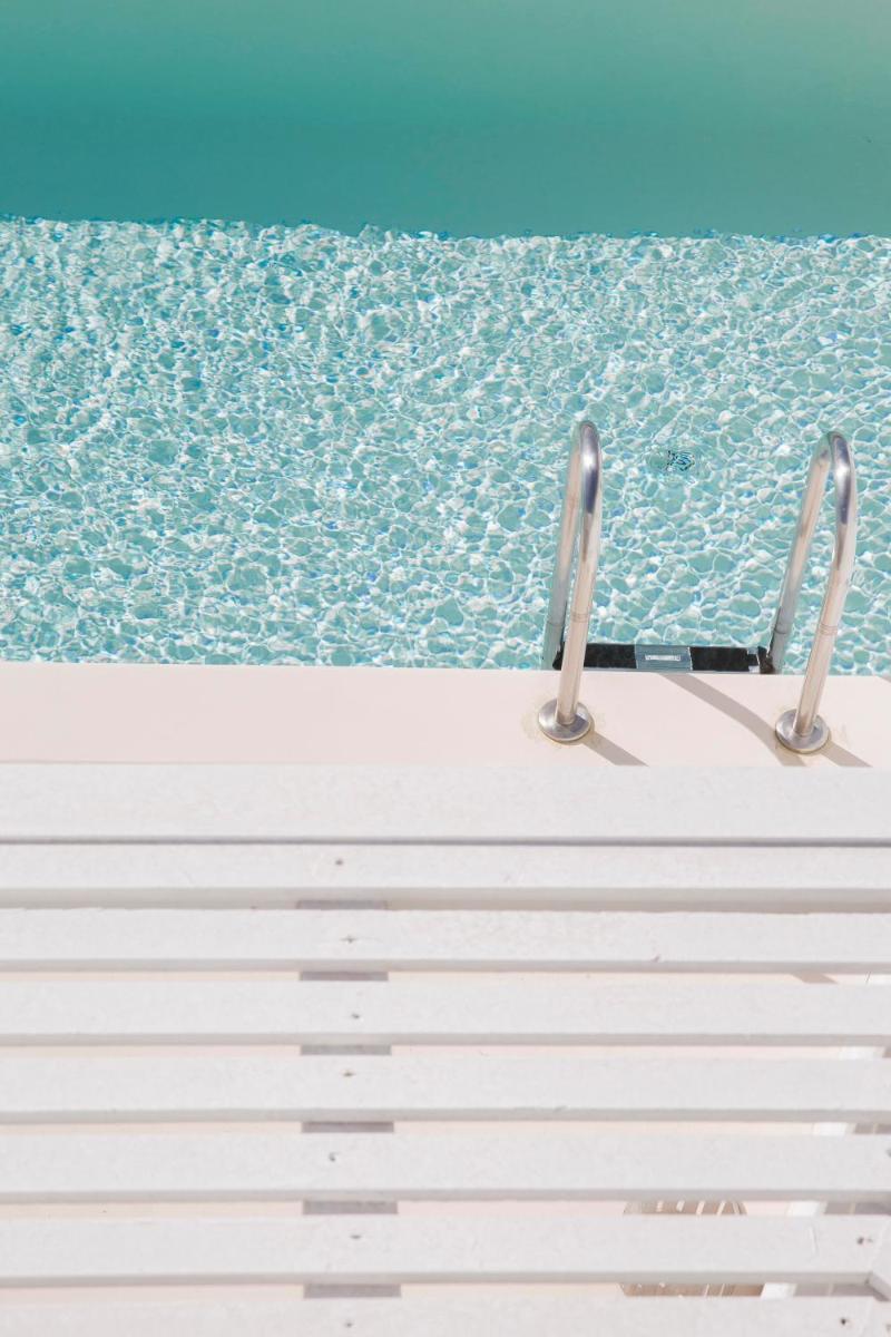 Kouros Hotel & Suites