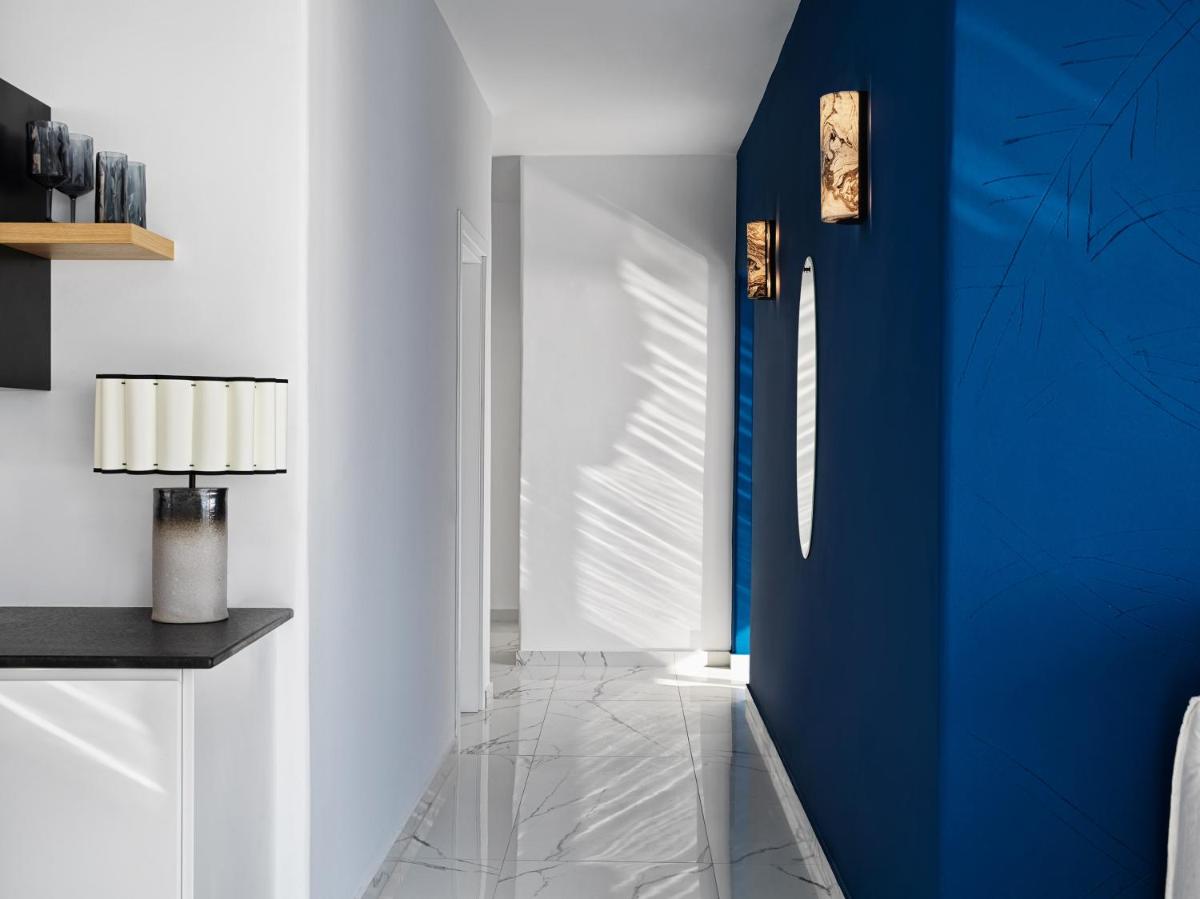 Kouros Hotel & Suites