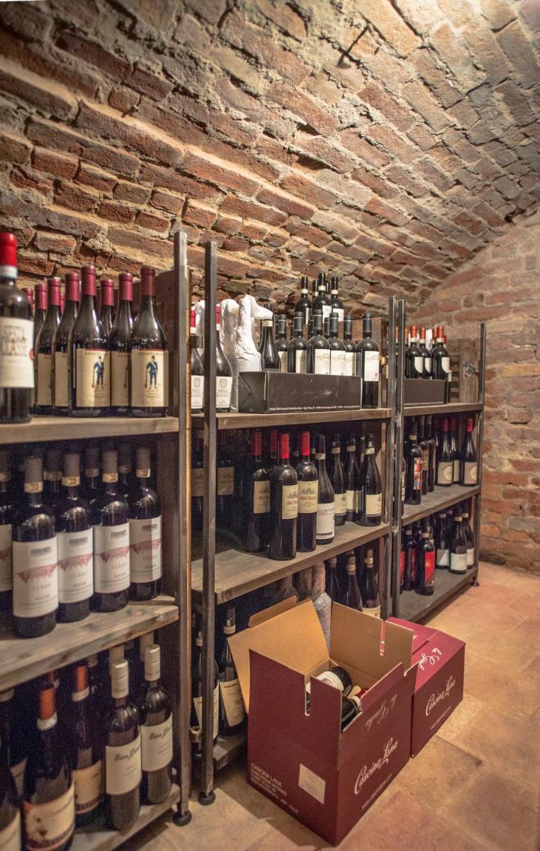 La Canonica - charming self-catering apartments in Nizza Monferrato