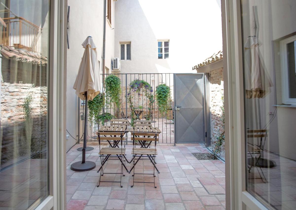 La Canonica - charming self-catering apartments in Nizza Monferrato