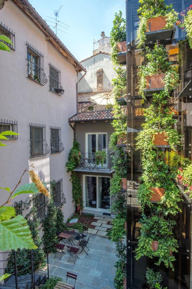 La Canonica - charming self-catering apartments in Nizza Monferrato