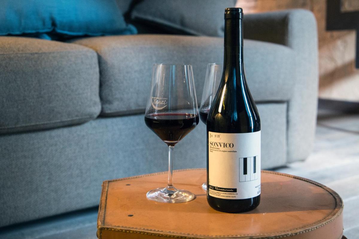 La Canonica - charming self-catering apartments in Nizza Monferrato