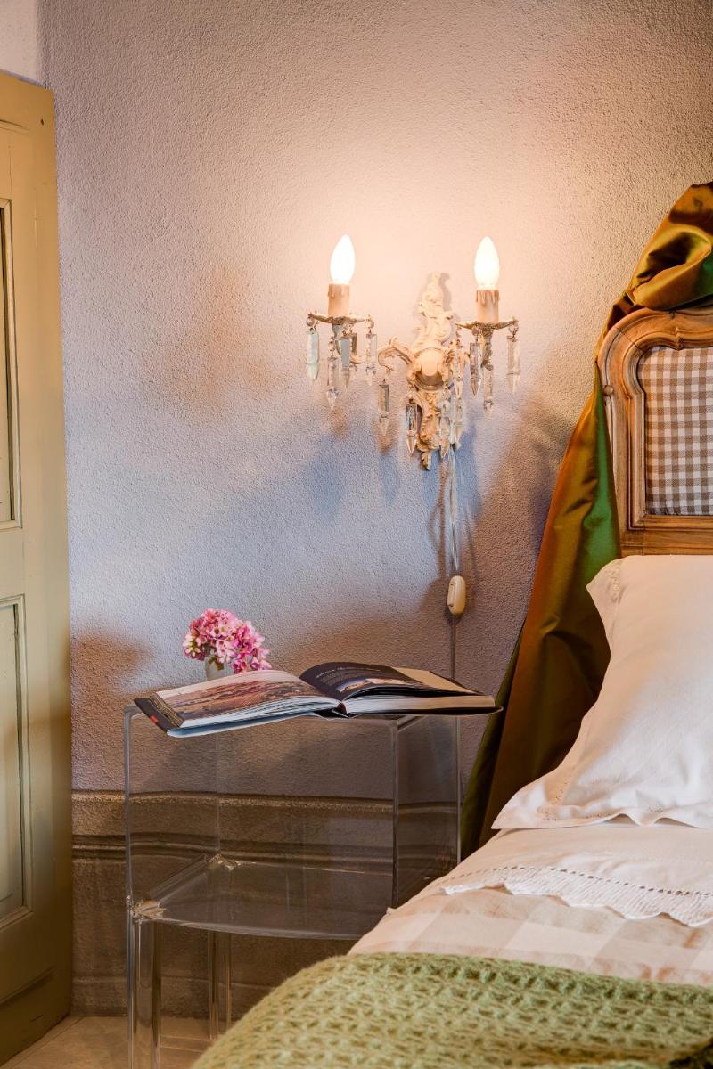 La Casa Delle Grottesche