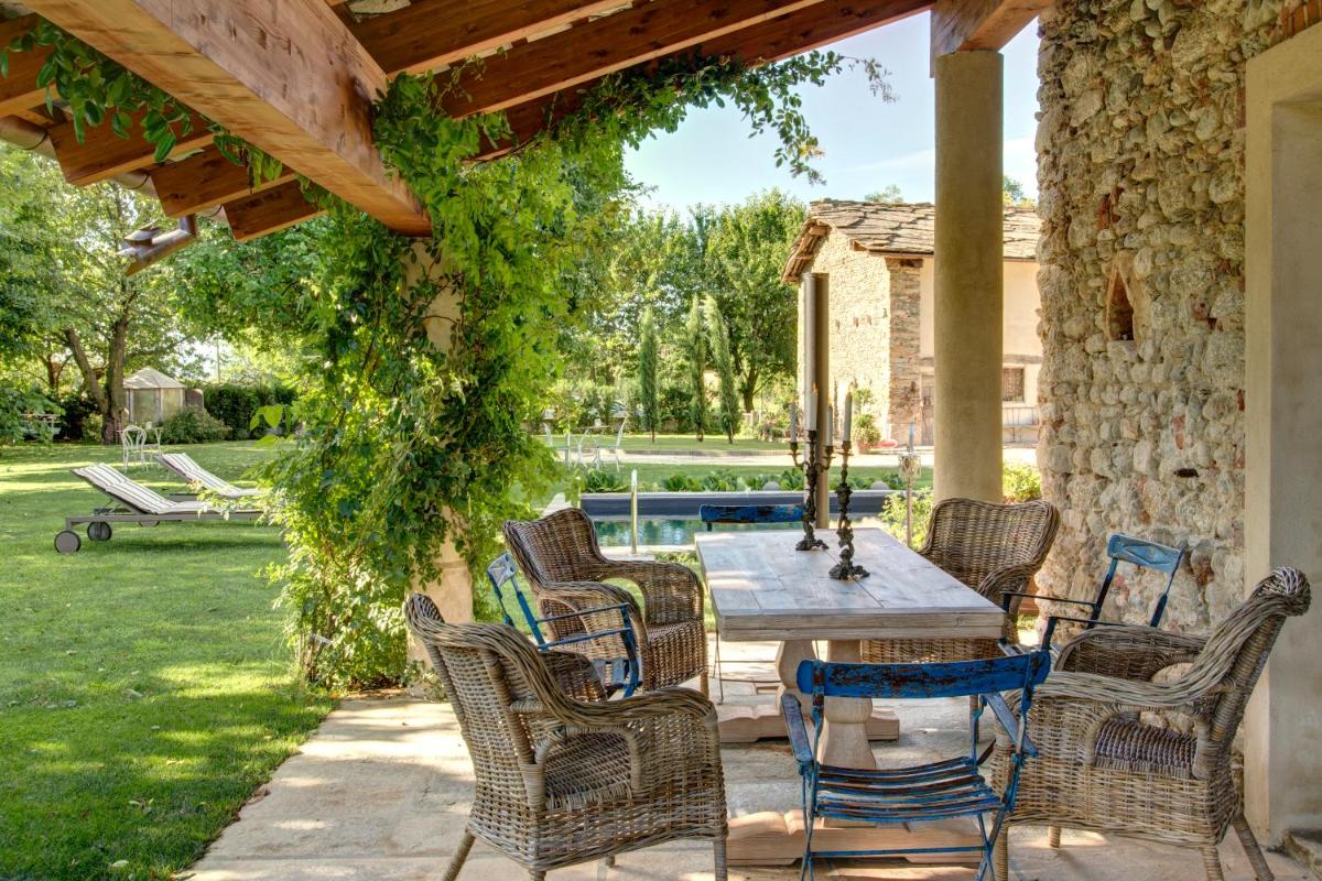 La Casa Delle Grottesche