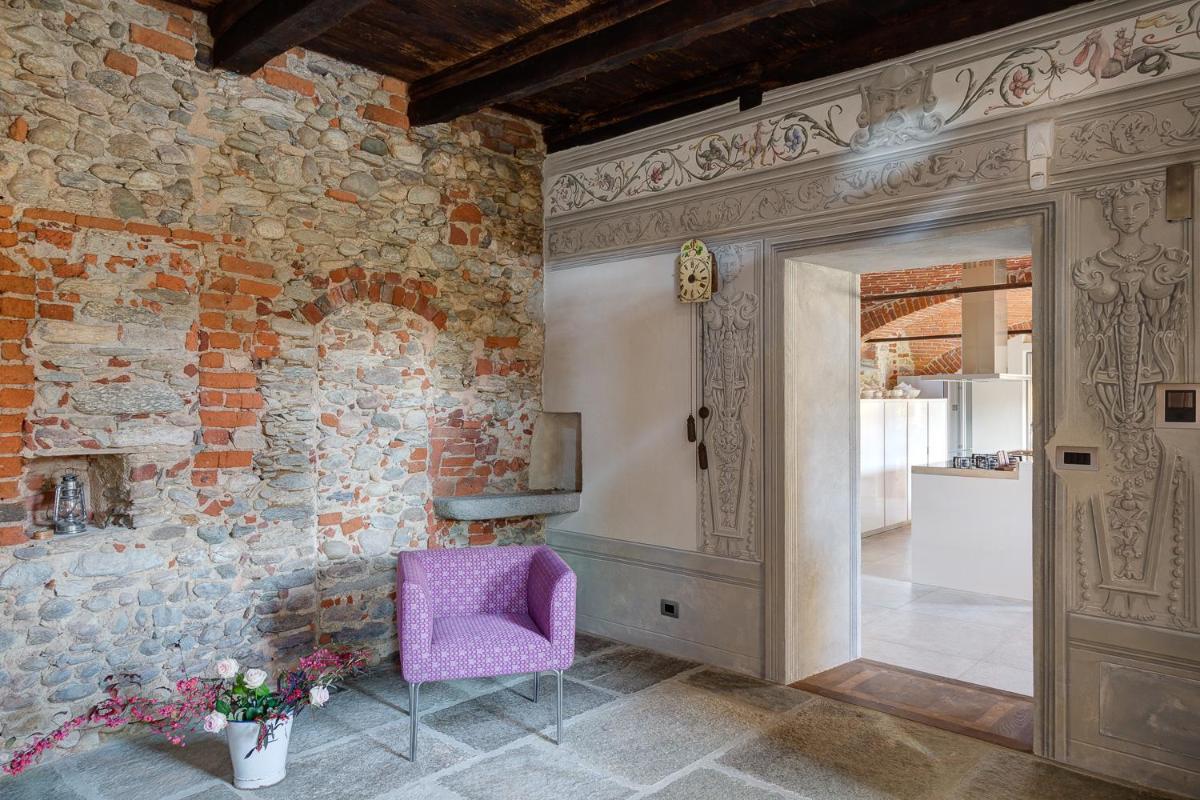 La Casa Delle Grottesche