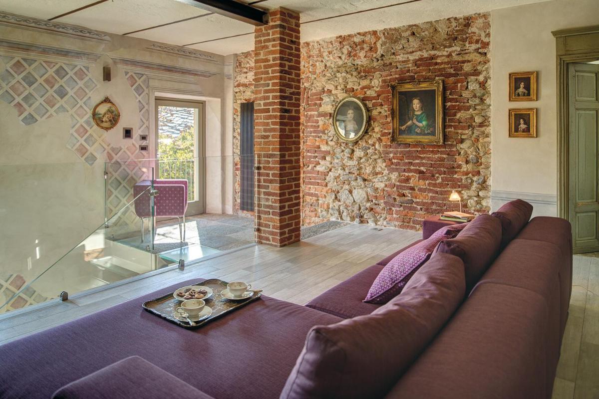 La Casa Delle Grottesche