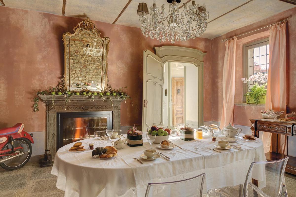 La Casa Delle Grottesche