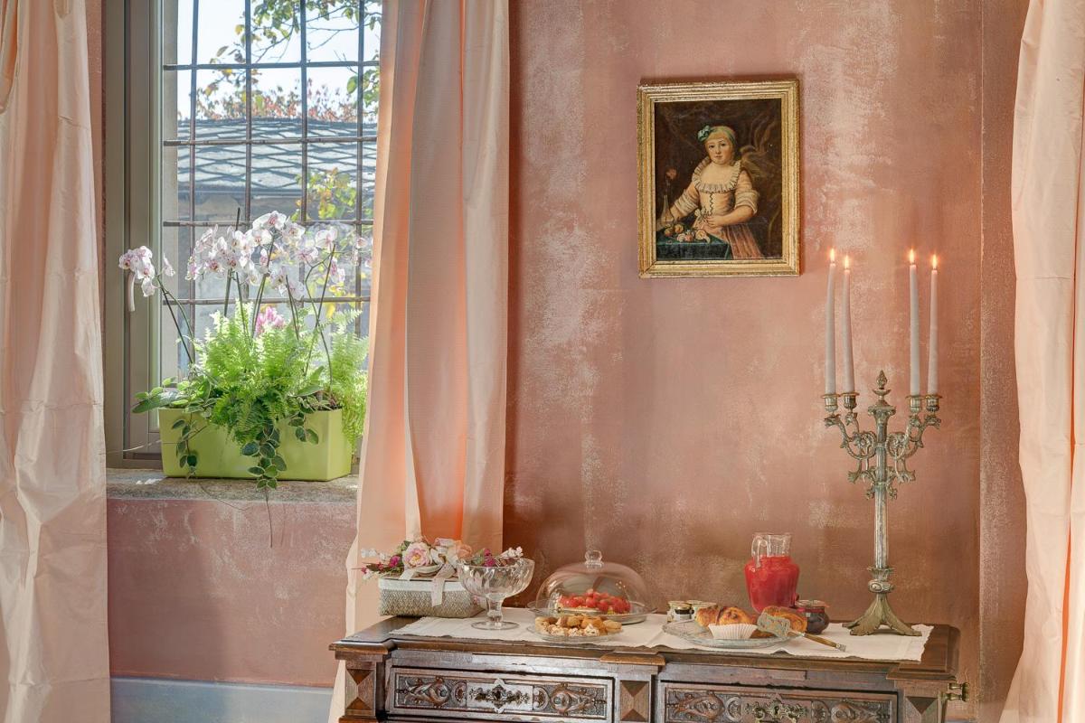 La Casa Delle Grottesche