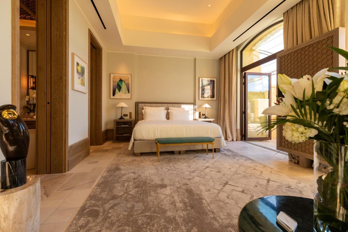 Coquillade Provence - Relais & Châteaux