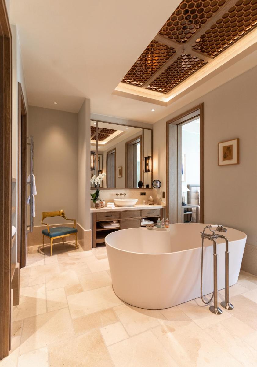 Coquillade Provence - Relais & Châteaux