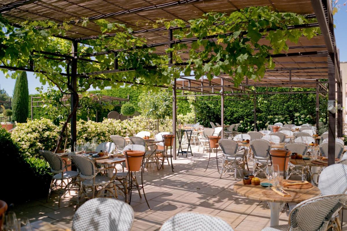 Coquillade Provence - Relais & Châteaux