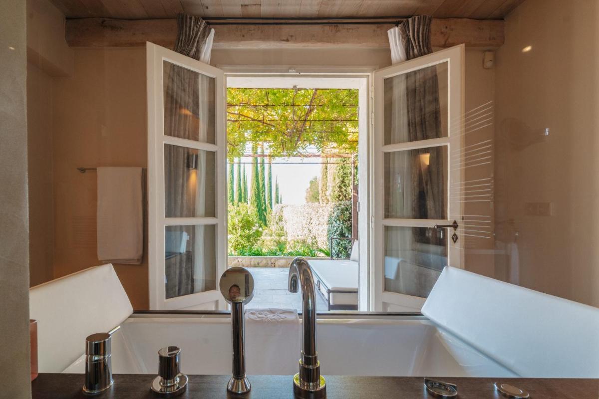 Coquillade Provence - Relais & Châteaux