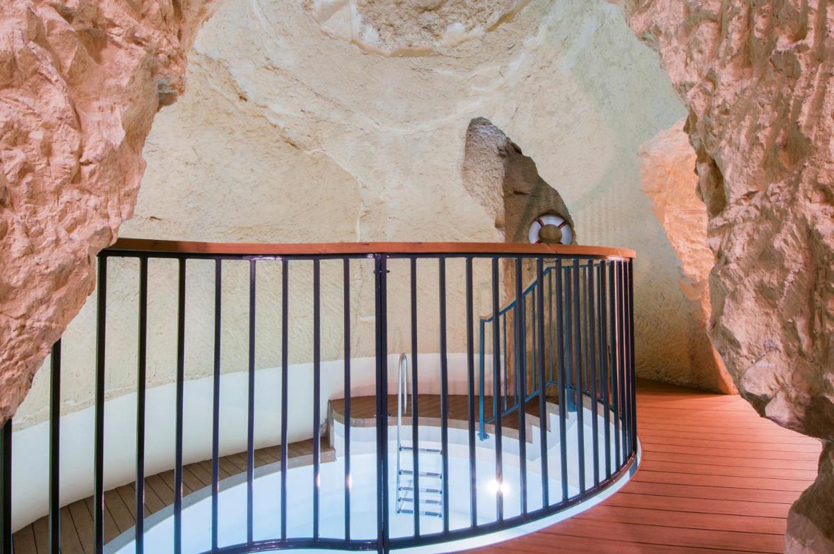 La Falconeria Hotel
