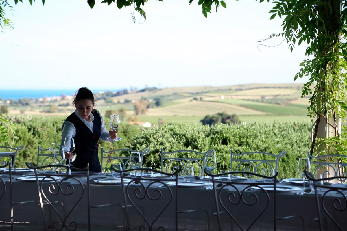 La Foresteria Planeta Wine Resort & Beach Club