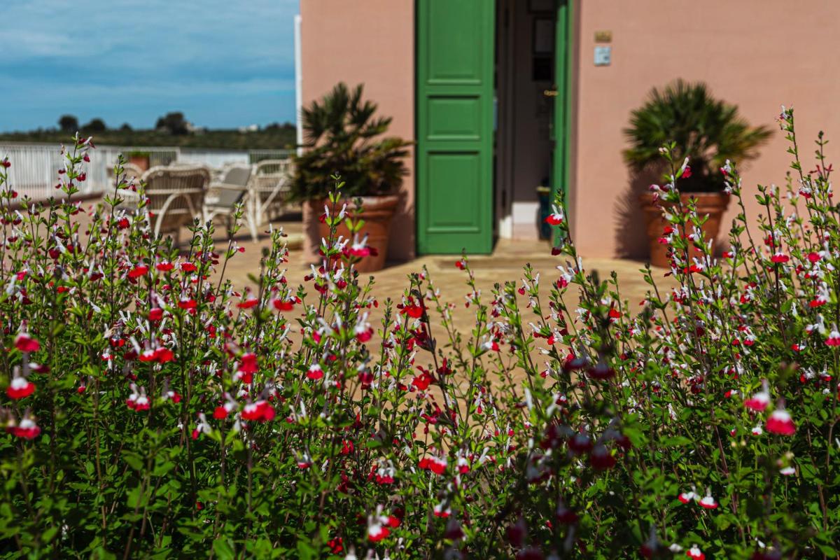 La Foresteria Planeta Wine Resort & Beach Club