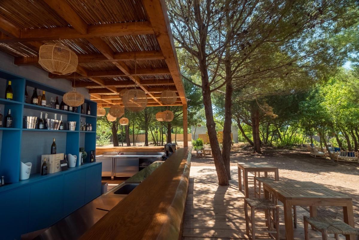 La Foresteria Planeta Wine Resort & Beach Club