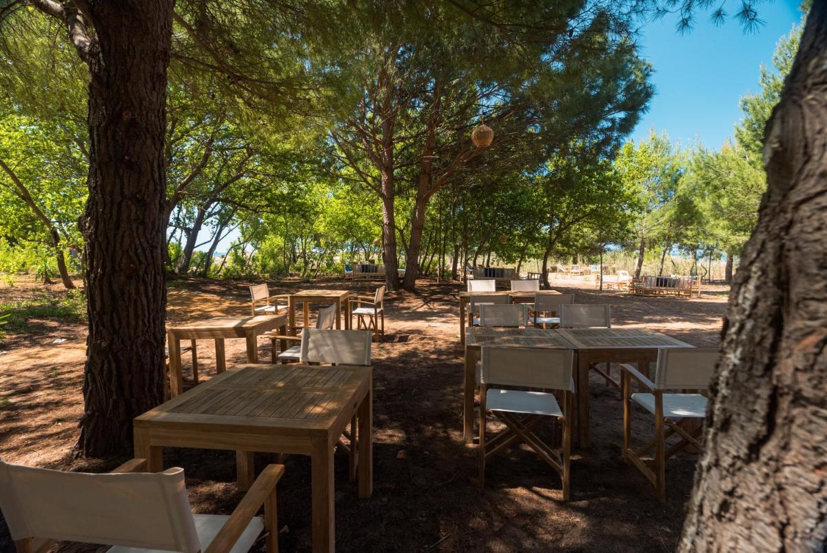 La Foresteria Planeta Wine Resort & Beach Club