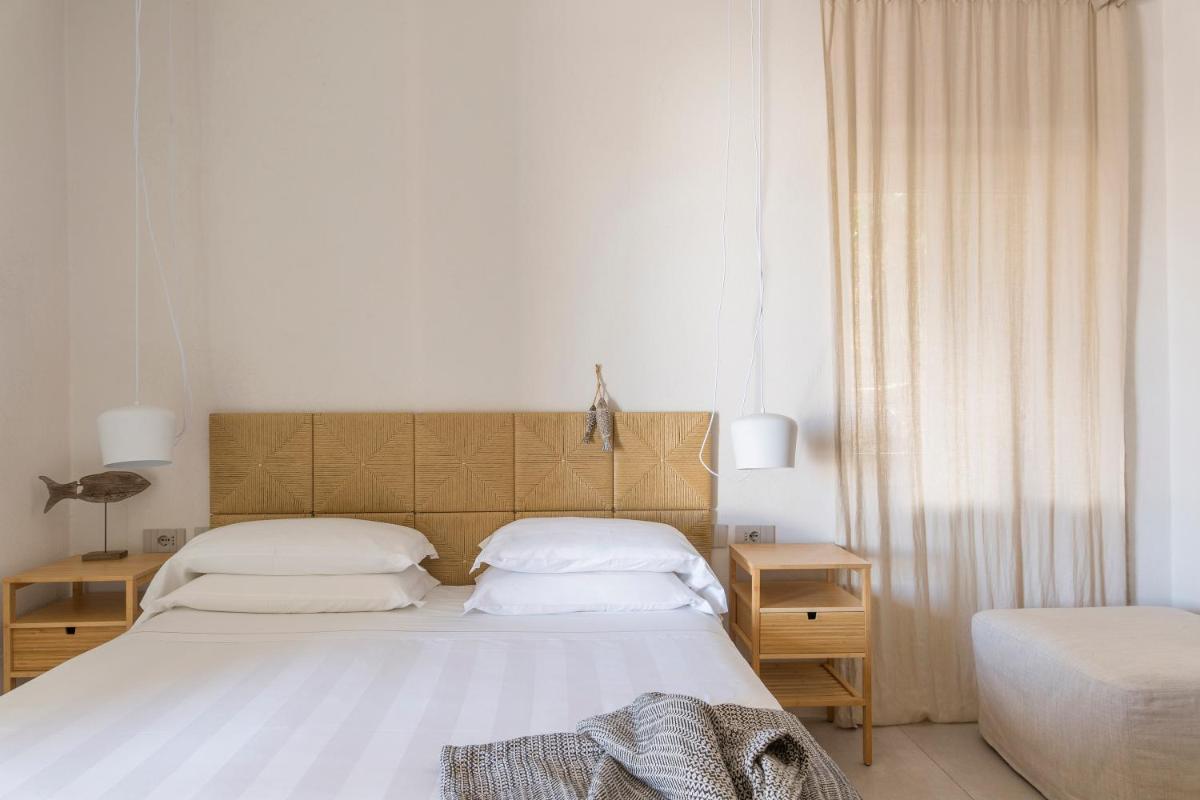 LA GUARDIA Hotel