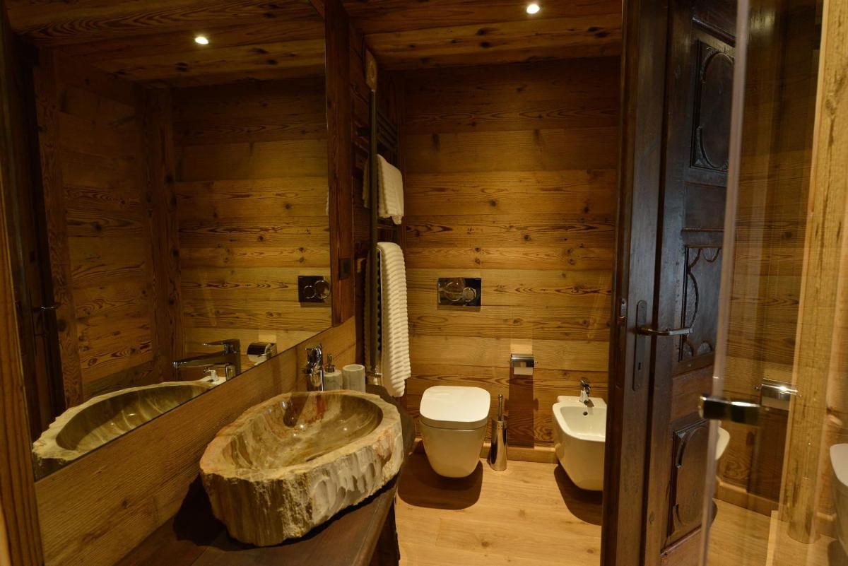 La Maison de Dolphe Chalet de Charme & Art gallery