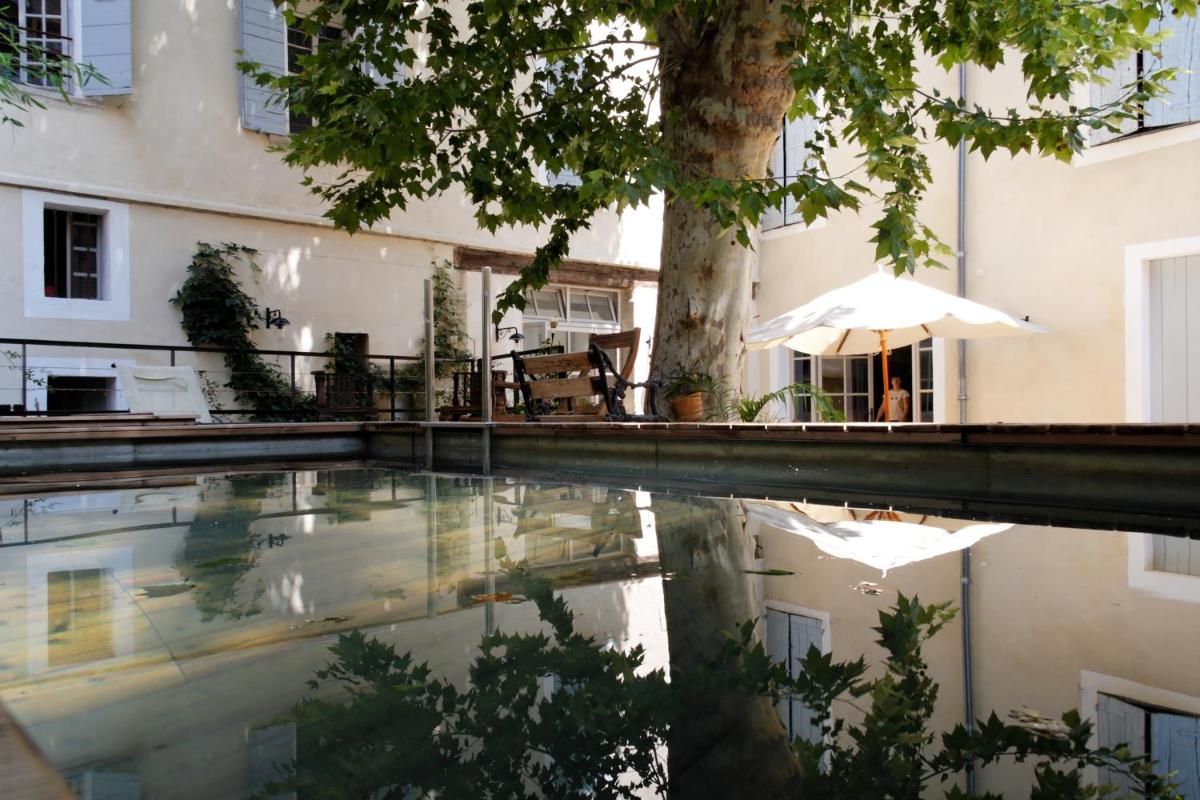La Maison Sur La Sorgue - Esprit de France