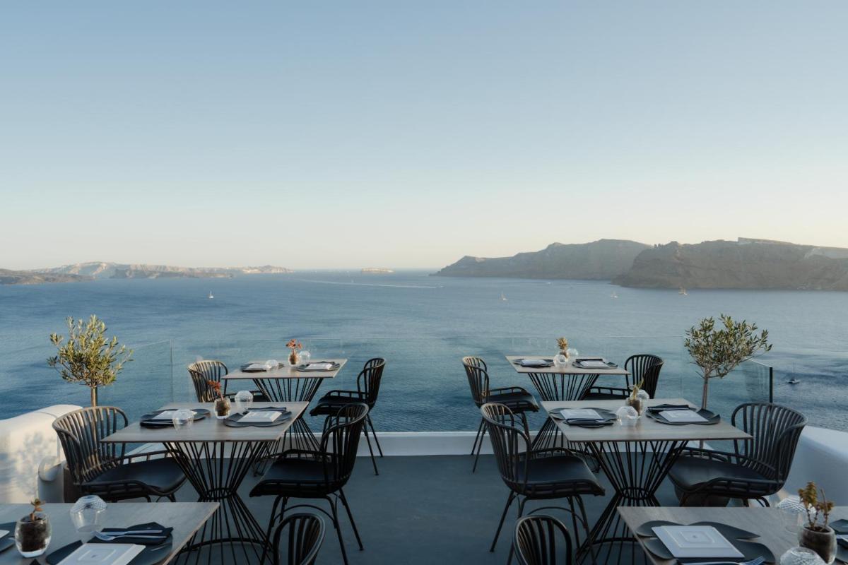 La Perla Villas and Suites - Adults Only