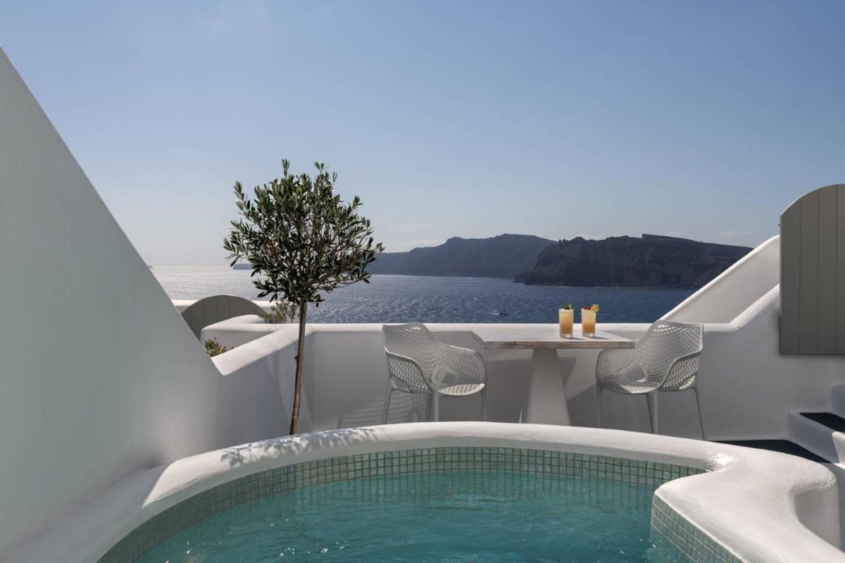 La Perla Villas and Suites - Adults Only