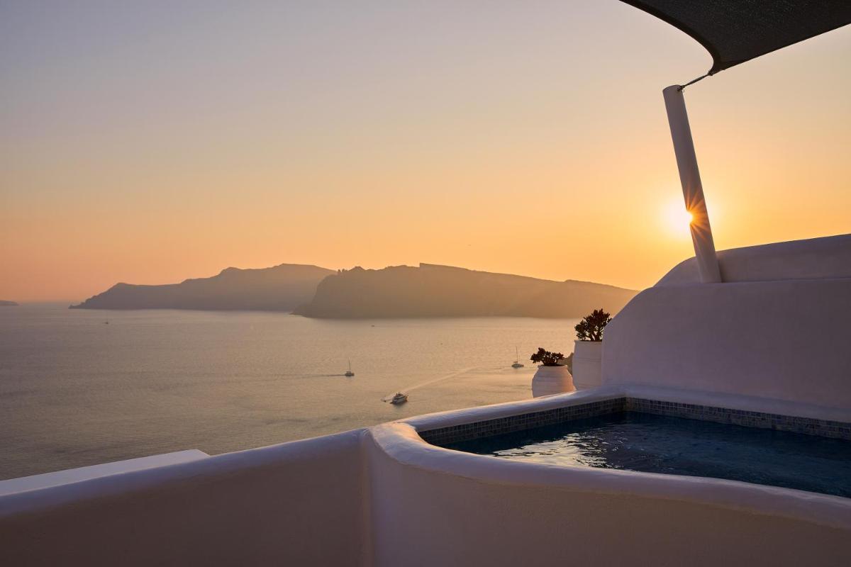 La Perla Villas and Suites - Adults Only