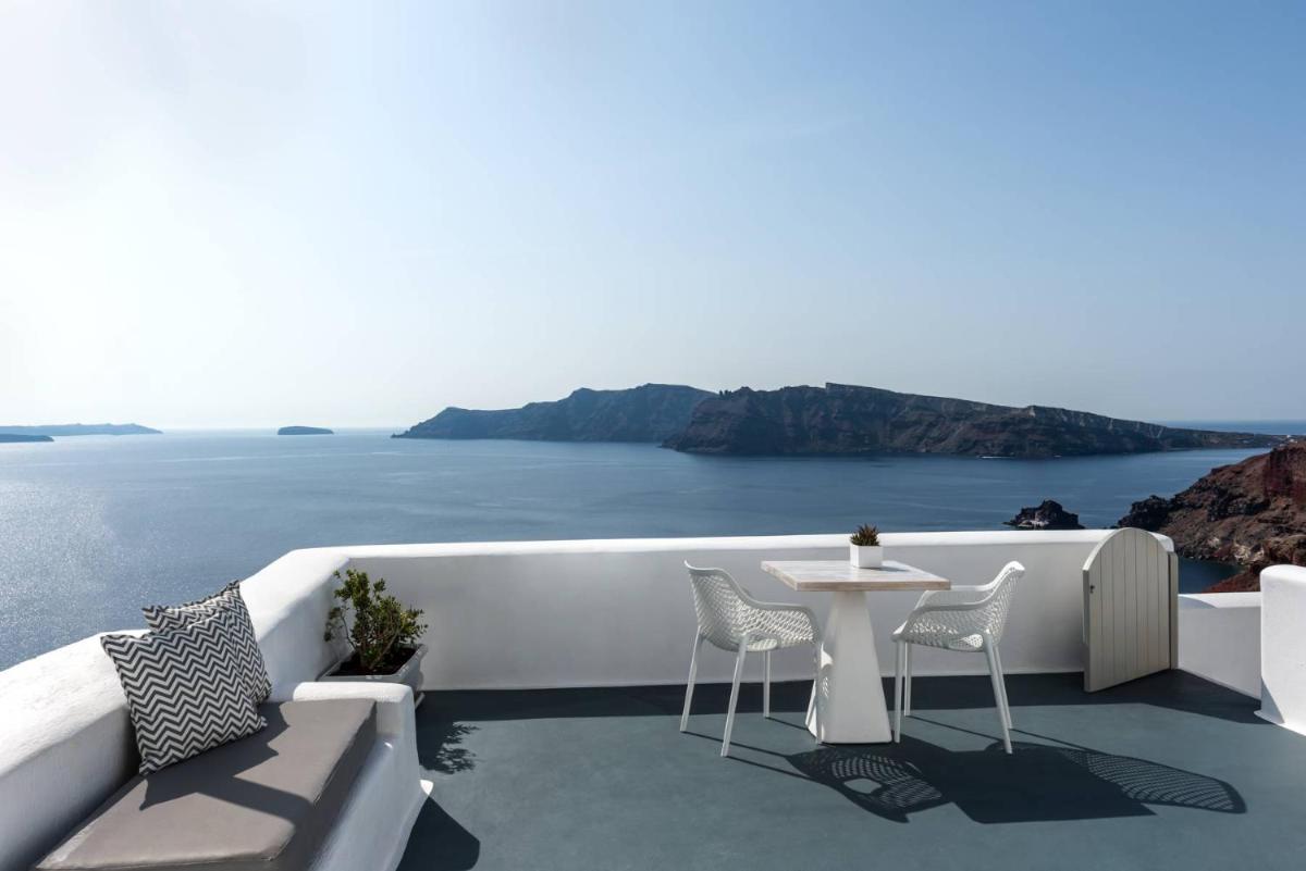 La Perla Villas and Suites - Adults Only