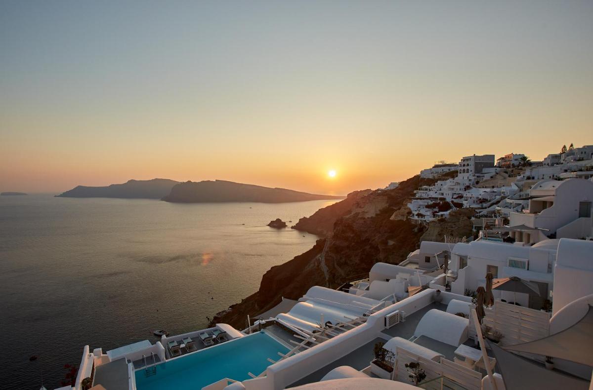 La Perla Villas and Suites - Adults Only
