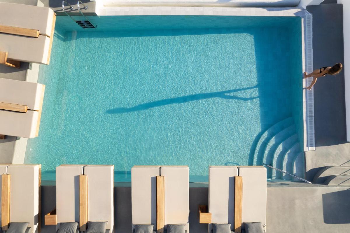 La Perla Villas and Suites - Adults Only